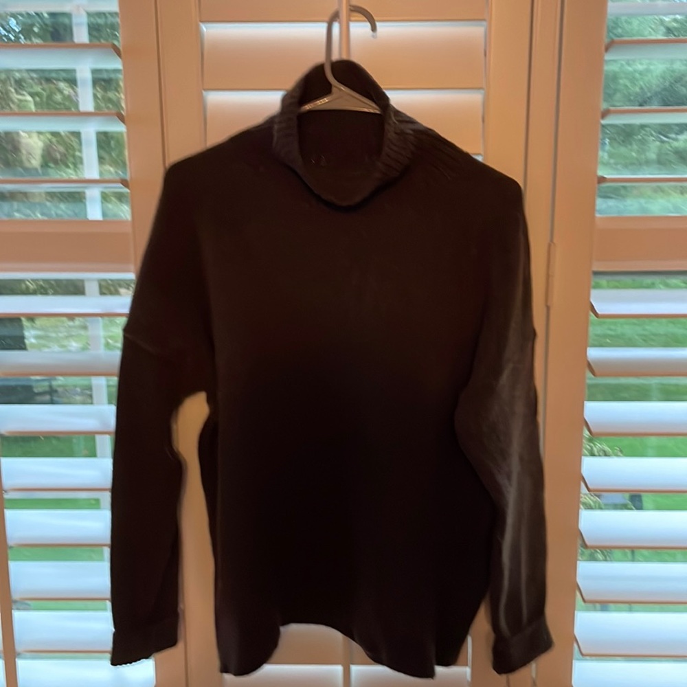 Brown comfy sweater